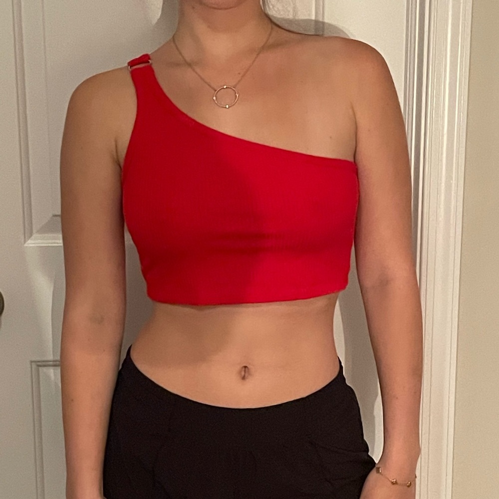 Red cropped one shoulder